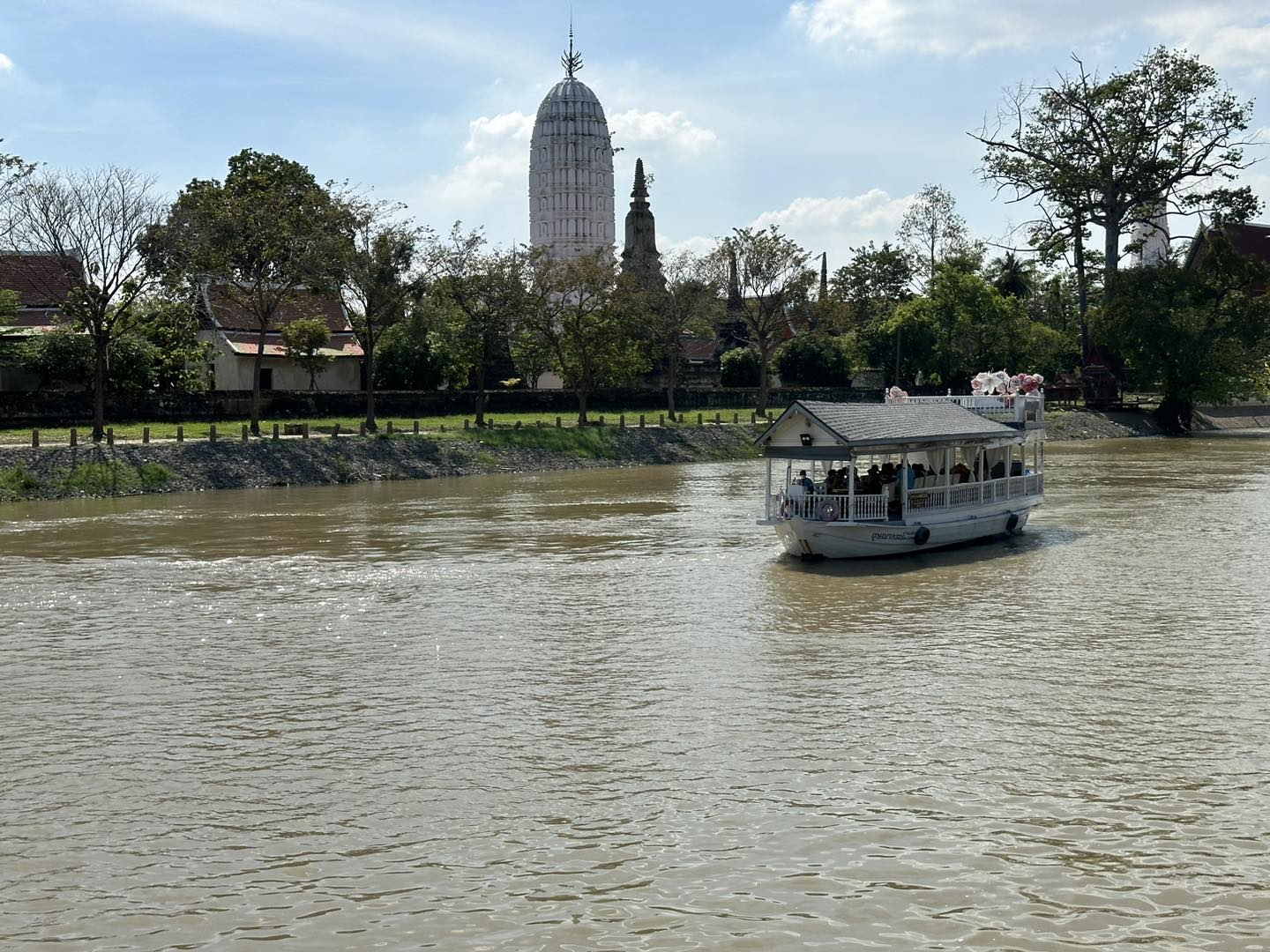 ล่องเรือเจ้าพระยา