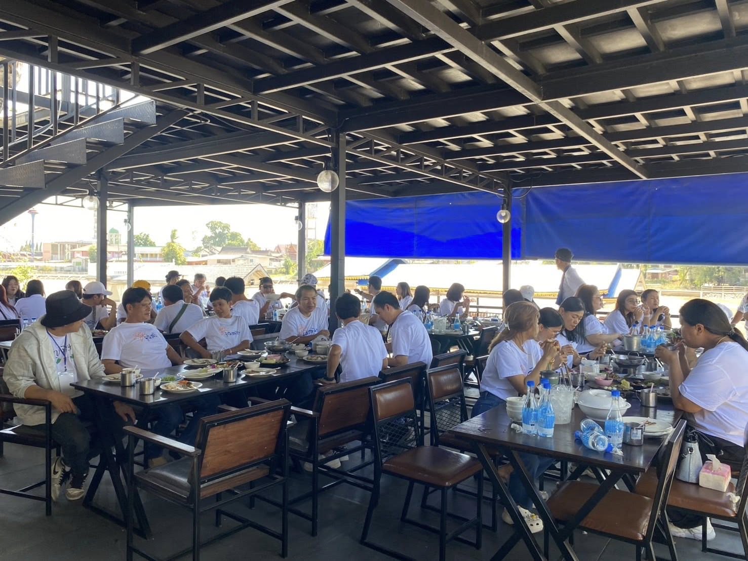 กุ้งแม่น้ำกับกุ้งก้ามกราม